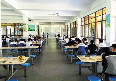 寧?？h知恩中學(xué)首家“5H示范食堂”全新面世